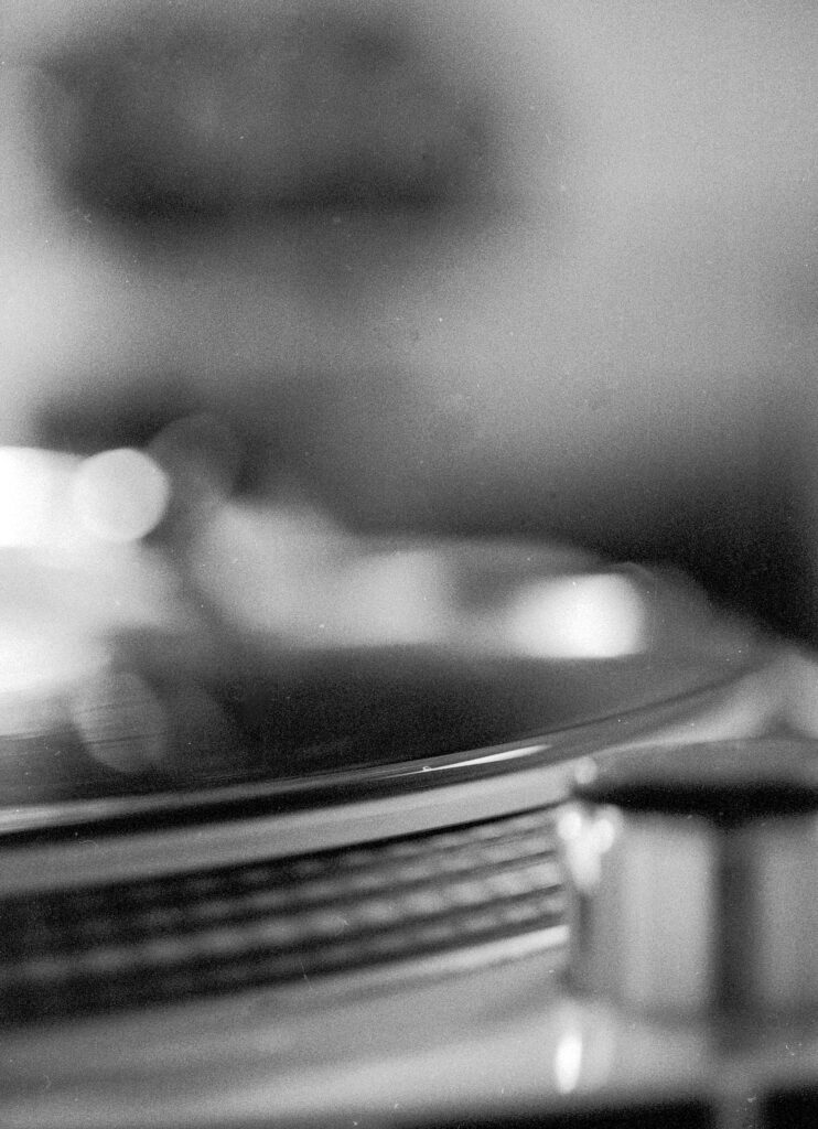 20250404 Electronic Music Machines (3) (2) (2)